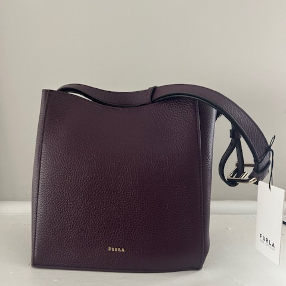 Furla Nuvola Bucket Bag - Picture 9 of 14